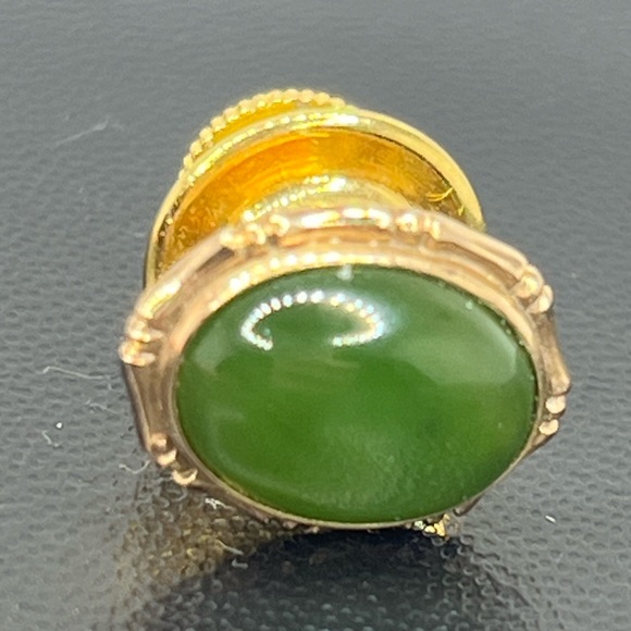 10k yellow gold green jadeite cabochon stone tie tack pin vintage - Picture 9 of 14